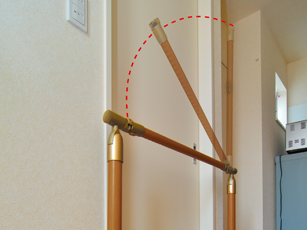 室内用手すり遮断機式支柱